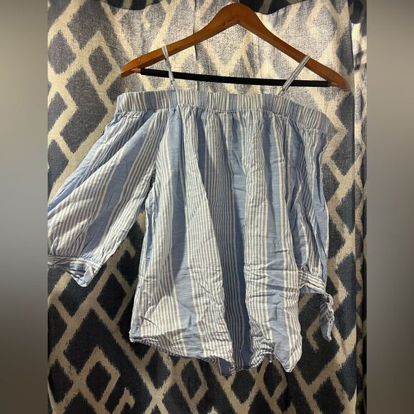 BCX Blue and White Off the Shoulder Striped Boho Blouse Size L - Picture 2 of 7